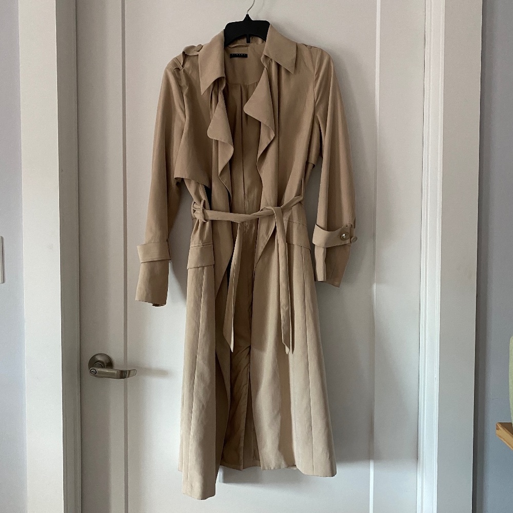 Sisley Beige Trench